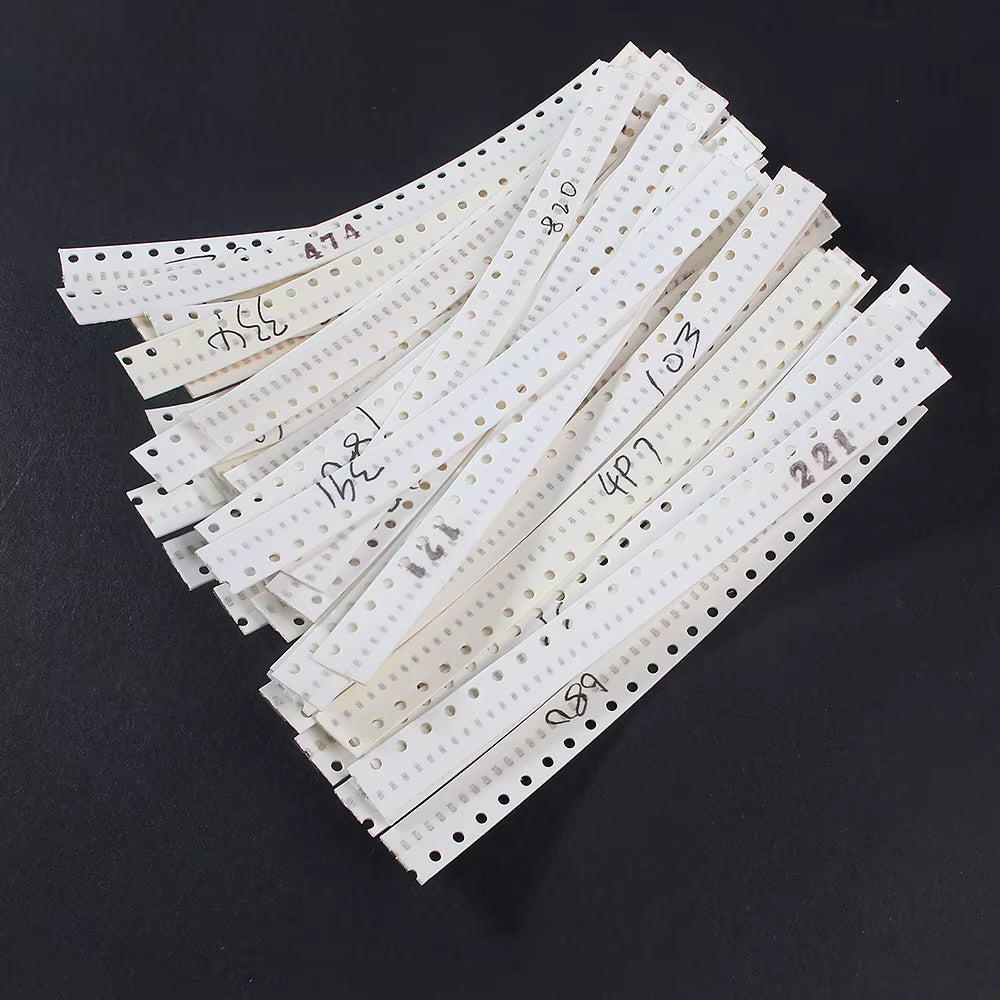 0402 0603 0805 Ceramic Capacitor Multilayer SMD Capacitor Assorted Kit , 1P-10UF 50 Values Capacitance Set 10NF 22NF 1UF 10UF